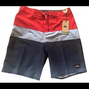 - Quicksilver Mens size  30  Highline Boardshorts - NWT - Board shorts
